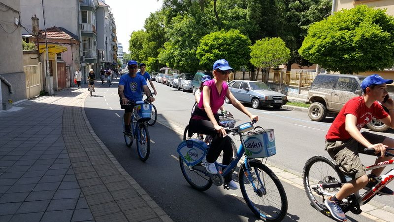 Ентусиасти изпитаха новата велоалея до Сарафово (Снимки) - E-Burgas.com